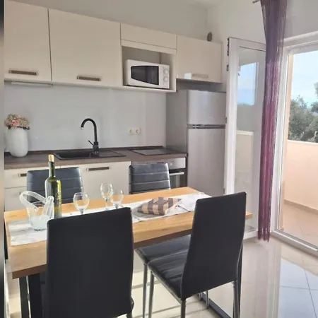 Marta Apartment
